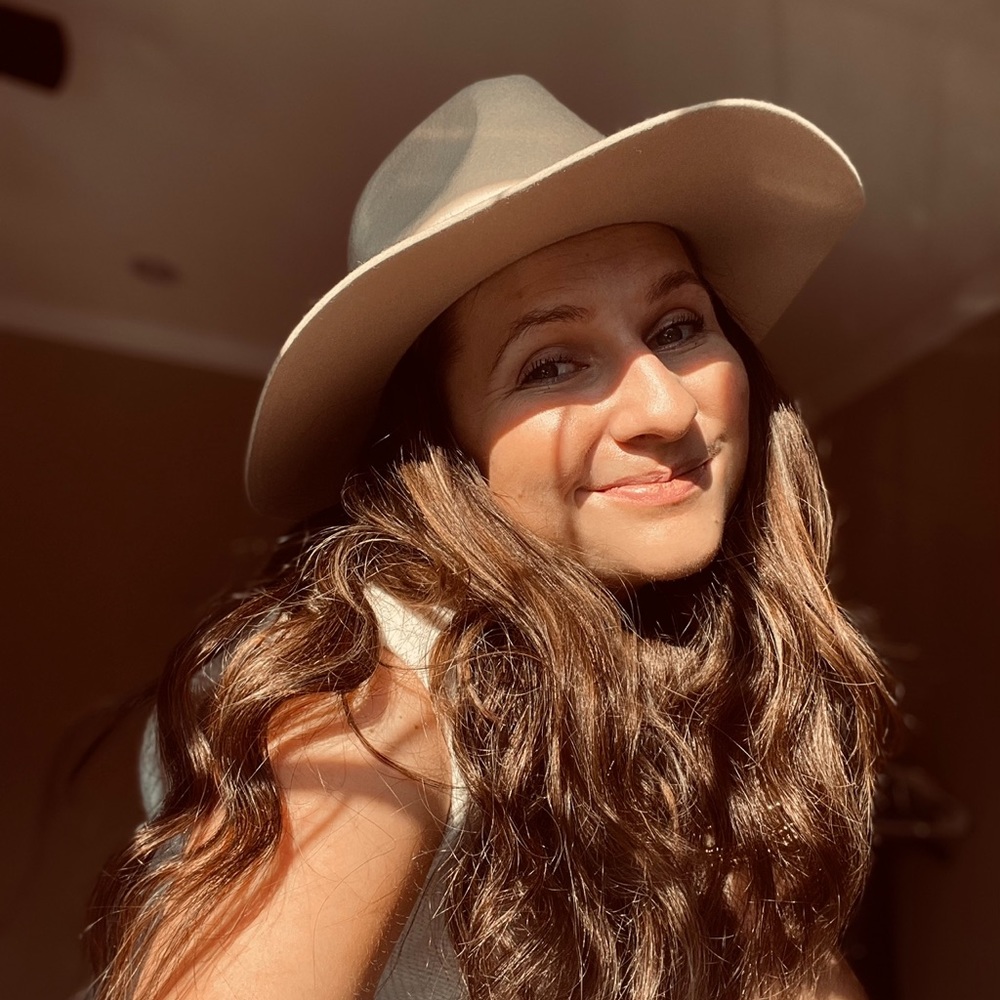 Meet your Posher, Sydney